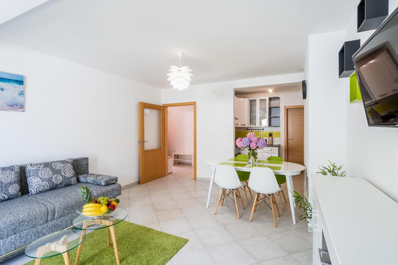Downtown Apartments Dorian And Nadia Opatija Exterior foto