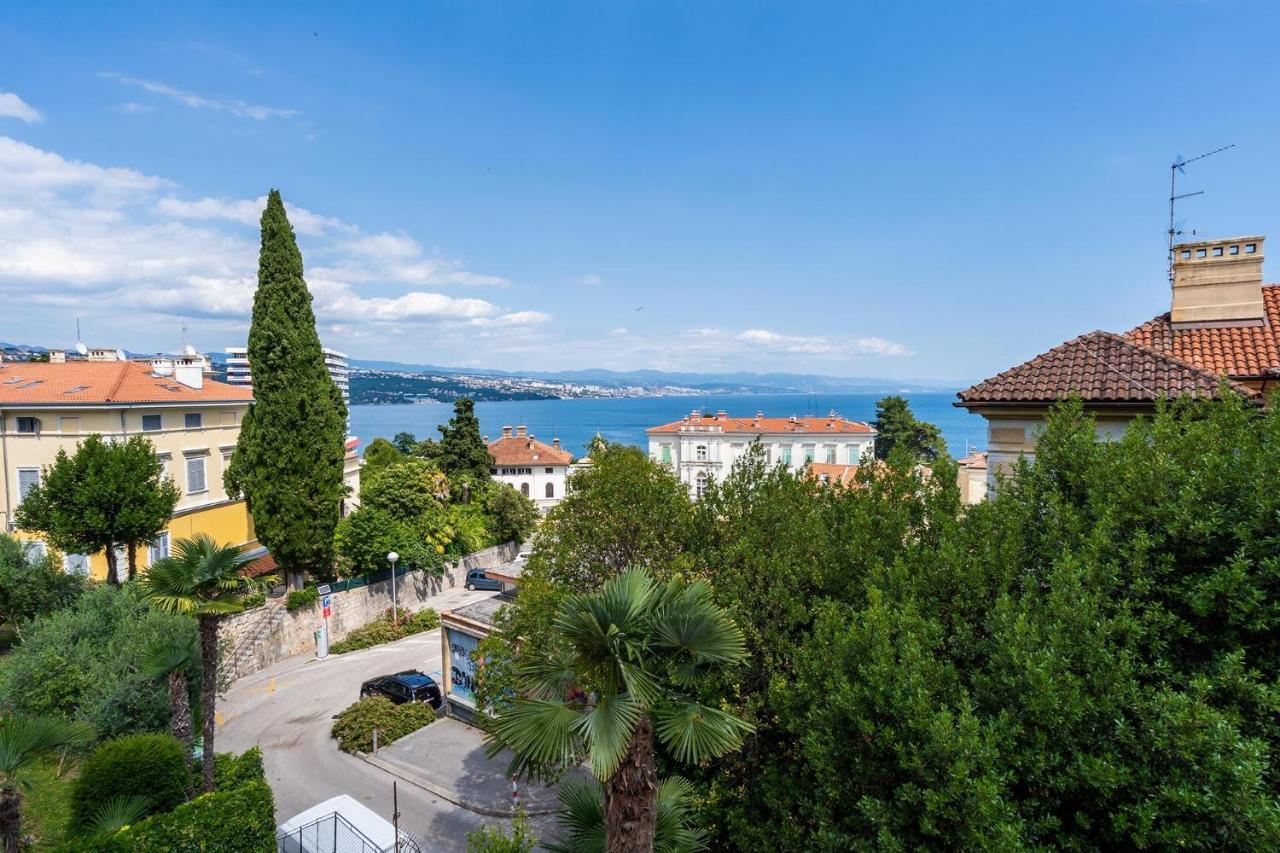 Downtown Apartments Dorian And Nadia Opatija Exterior foto